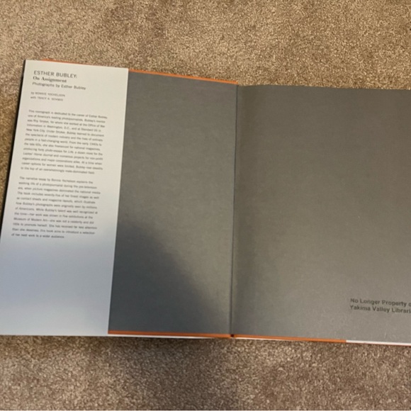 Aperture Esther Bubley On Assignment - Black and Orange Cover - Picture 4 of 10